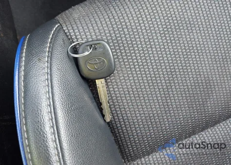 2019 Toyota Corolla Se z USA, uszkodzony, nr VIN 5YFBURHE0KP874469